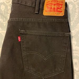 Men’s Levi’s 550 Black Jeans.